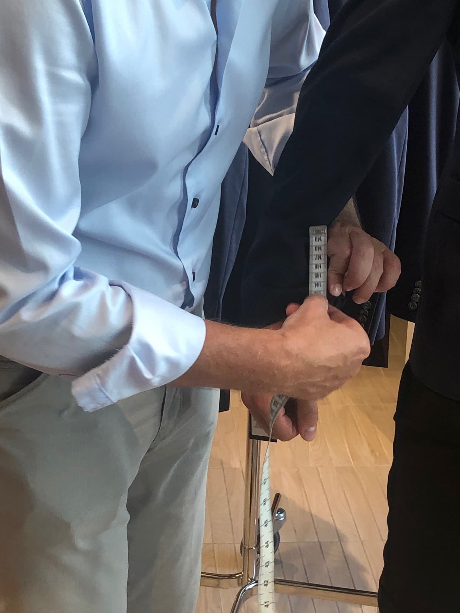 Spieler und Trainer von SK Rapid Wien zur Anprobe bei Teller